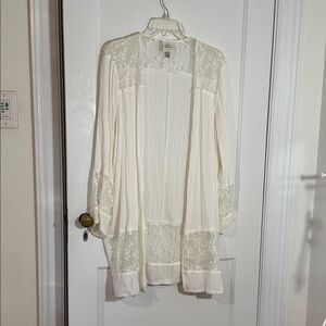 Lovely Knox Rose Ivory Open Front Duster with Mesh floral Inserts, size L